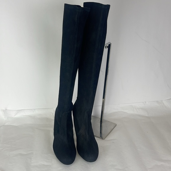 Stuart Weitzman tall shaft Boots- blk suede. excellent quality! - Picture 2 of 15